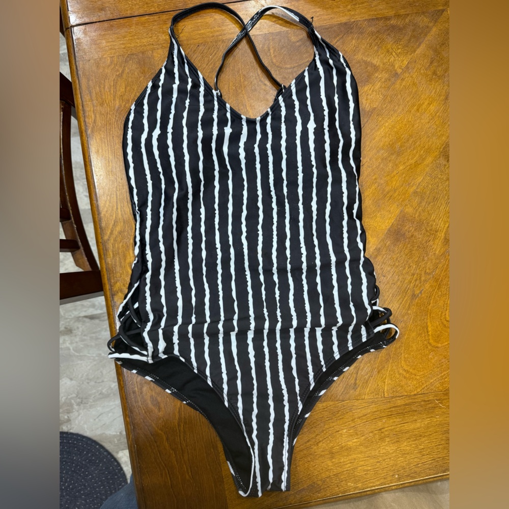 Zaful Striped Black and White one piece bathing suit
